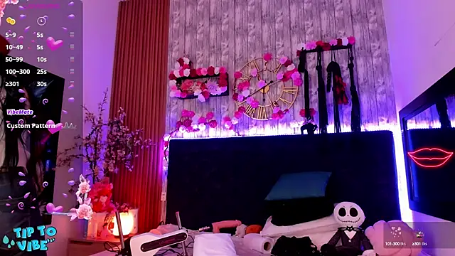 Neko Misaki online show from 10.07.25