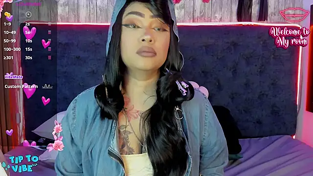 Neko Misaki online show from 04.12.26