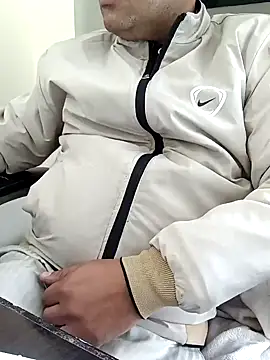 Hot-man39 online show from 12.15.24