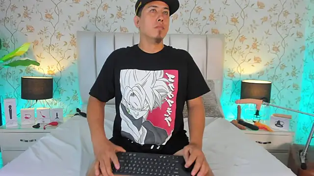 Liana Asaff online show from 02.12.25