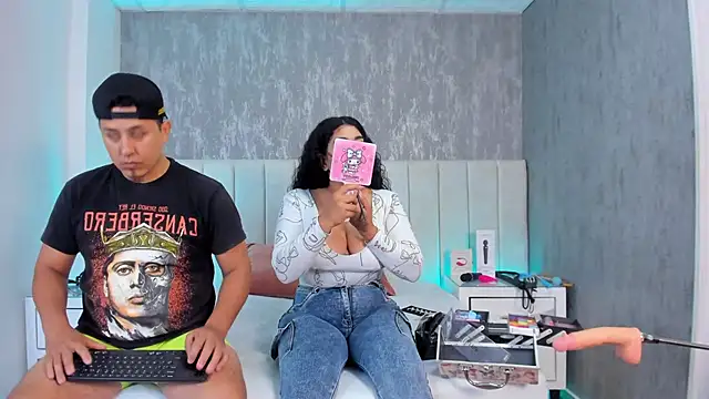 Liana Asaff online show from 03.12.25