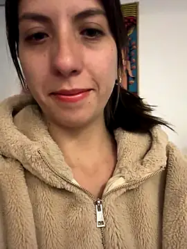 Snapshot of Megannklein chatting on 09.28.25 Megannklein online show from 09.28.25