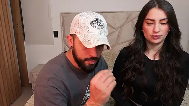 teseo and afroditha  online show from 09.10.25