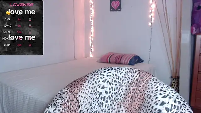 Snapshot of MitchWilson1 chatting on 09.13.25 MitchWilson1 online show from 09.13.25