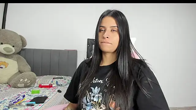 Snapshot of _elektrah chatting on 03.10.25 elektrah online show from 03.10.25