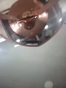 Snapshot of _elektrah chatting on 09.11.25 elektrah online show from 09.11.25