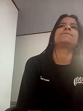 Snapshot of _elektrah chatting on 09.13.25 elektrah online show from 09.13.25