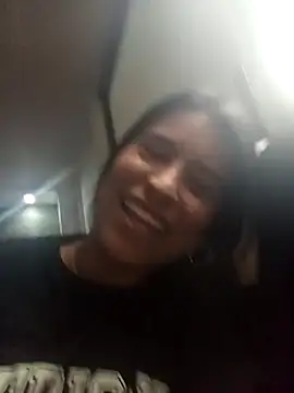 Snapshot of _elektrah chatting on 10.17.25 elektrah online show from 10.17.25