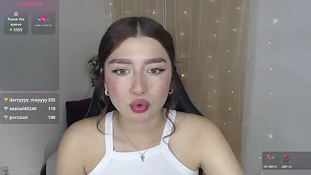 mily thomson b  online show from 01.17.25