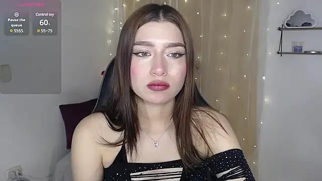 mily thomson b  online show from 02.15.25