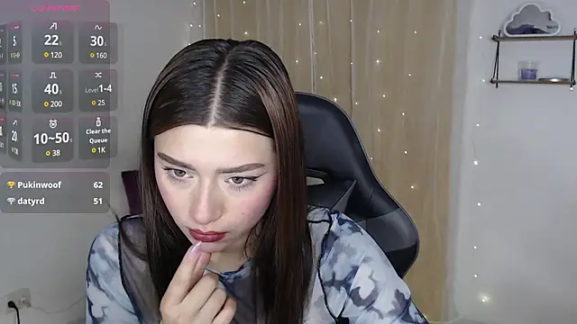 mily thomson b  online show from 02.22.25