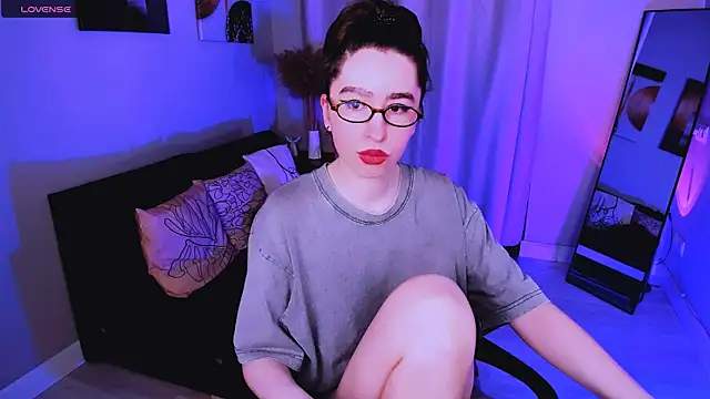 Snapshot of Lily_xBabe chatting on 03.08.26 Lily xBabe online show from 03.08.26