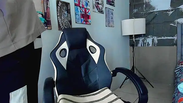 Snapshot of jaden_98_ chatting on 07.17.26 jaden 98 online show from 07.17.26