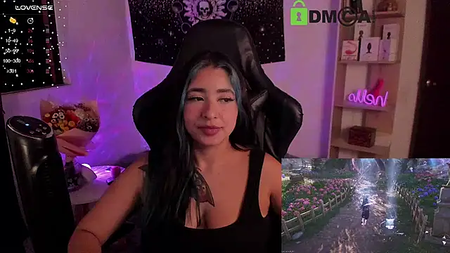 sweetcoralinee online show from 01.25.25