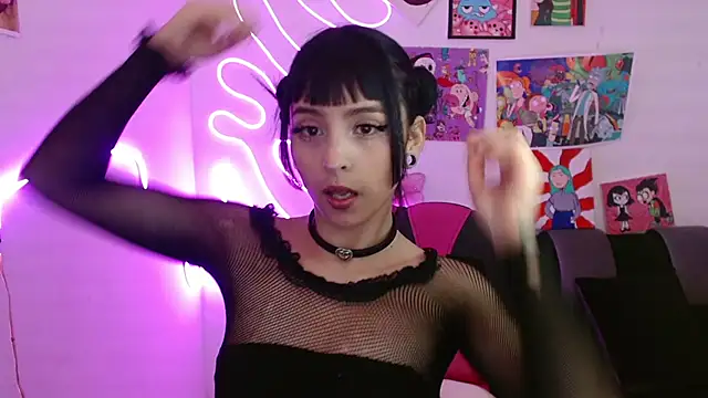 Kind Scarlett online show from 02.23.25