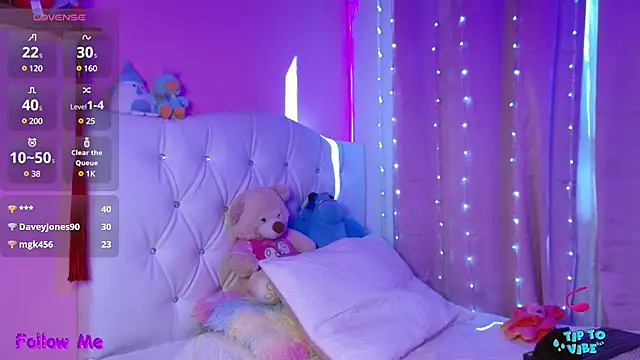 HECATE 23 online show from 01.14.25