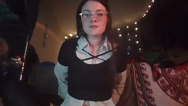 EyaDivine1 online show from 02.02.25