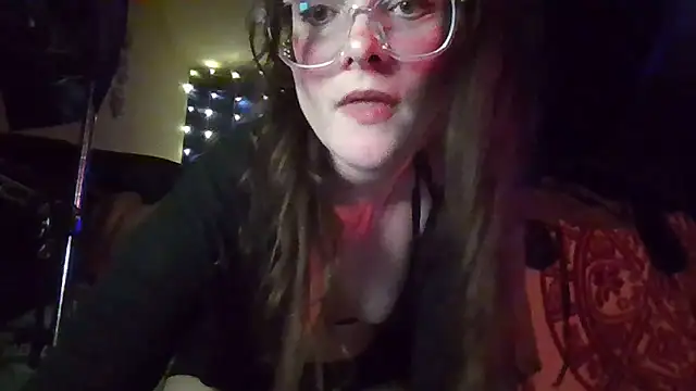 EyaDivine1 online show from 10.22.25