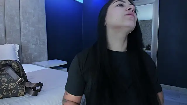 PaulinaDuarte online show from 04.11.26