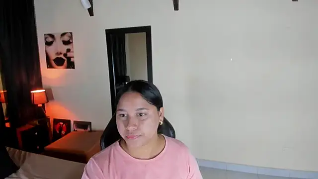 Snapshot of EmiliWilliams chatting on 11.09.25 EmiliWilliams online show from 11.09.25