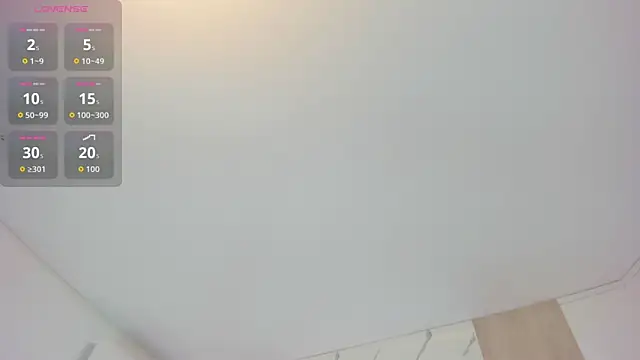 Snapshot of EmiliWilliams chatting on 02.04.26 EmiliWilliams online show from 02.04.26