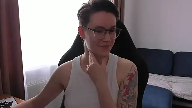 Snapshot of JessieFlower chatting on 05.30.26 JessieFlower online show from 05.30.26