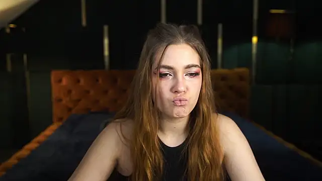 Snapshot of Grace_Fantasy chatting on 12.06.24 Grace Fantasy online show from 12.06.24