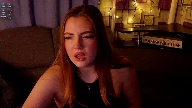 Snapshot of Grace_Fantasy chatting on 11.29.25 Grace Fantasy online show from 11.29.25