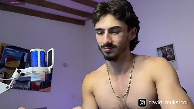 David Brown18 online show from 02.05.25