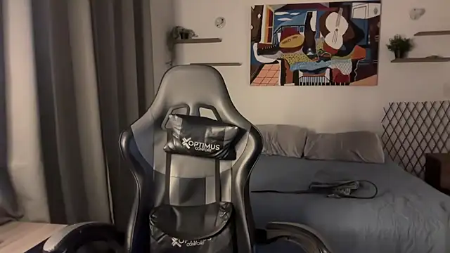 David Brown18 online show from 10.03.25