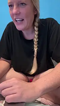 MoniqueLaFee online show from 07.23.26