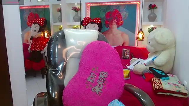 lorenapinto online show from 02.25.25