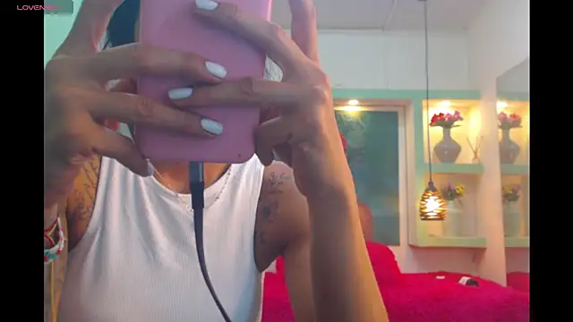 lorenapinto online show from 04.21.26