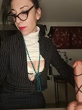 freyamoret online show from 05.07.26