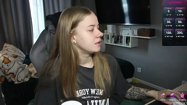 candy maggie online show from 01.17.25