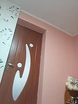 Snapshot of KristenVega chatting on 02.10.25 KristenVega online show from 02.10.25