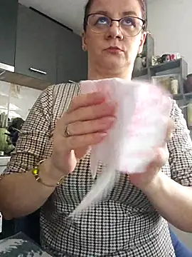 KristenVega online show from 12.17.25