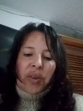 Snapshot of honeyhot_paty chatting on 12.26.24 honeyhot paty online show from 12.26.24