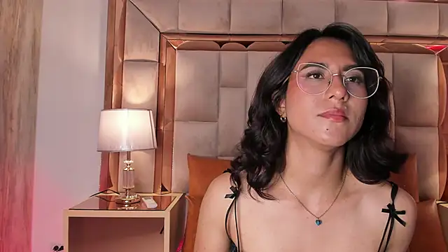 DaraBeckett online show from 01.16.25