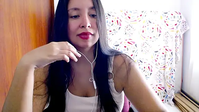 emely sexx20 online show from 03.02.25