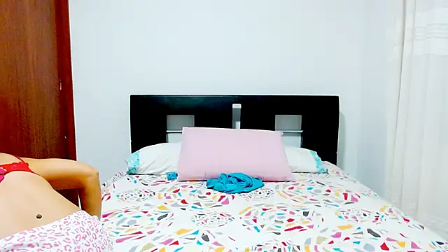 emely sexx20 online show from 03.17.25