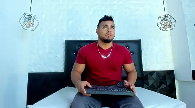 BrianMalonee online show from 02.19.25