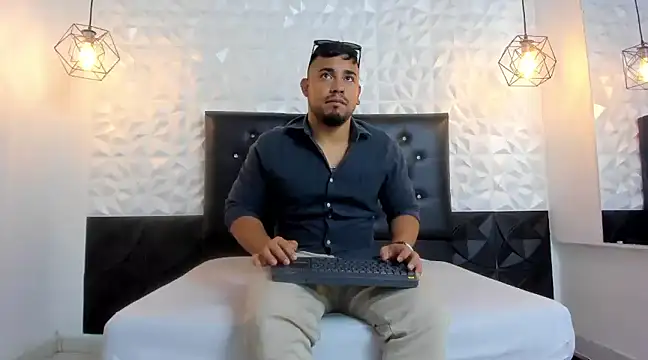 BrianMalonee online show from 02.24.25