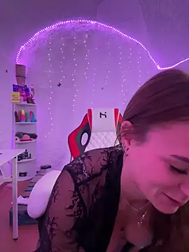 selenaluvv online show from 12.09.24