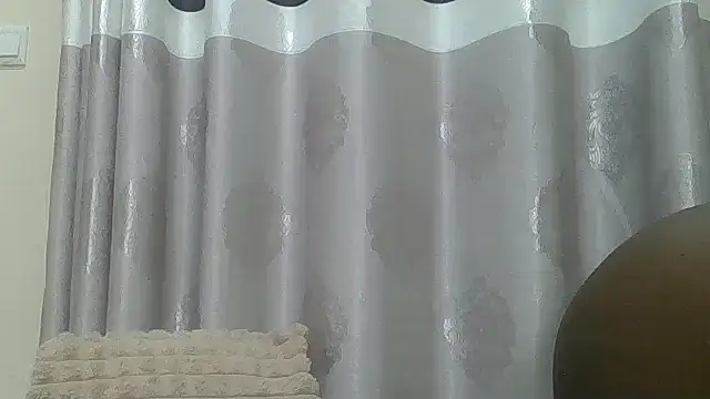 Snapshot of Fine_assie chatting on 02.04.26 Fine assie online show from 02.04.26