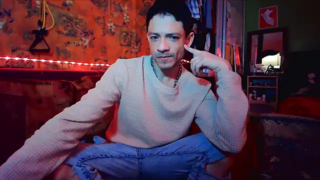 Snapshot of Tony_Torrente chatting on 01.01.25 Tony Torrente online show from 01.01.25