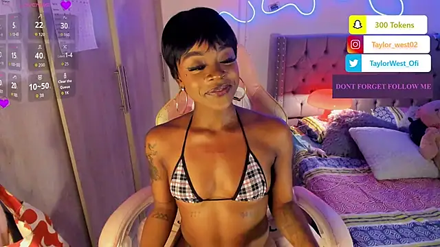 Snapshot of Miss_westt_ chatting on 09.19.25 Miss westt online show from 09.19.25