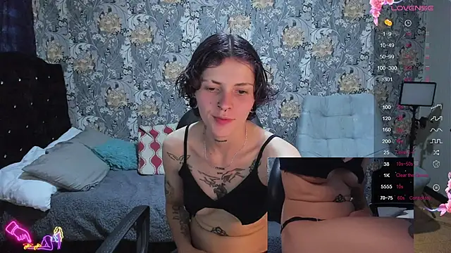 Snapshot of pretty_cristal69 chatting on 07.01.26 pretty cristal69 online show from 07.01.26