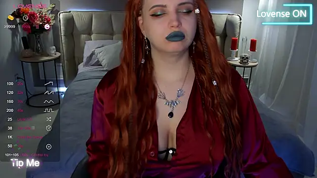 Miss Maya Mils online show from 03.18.25