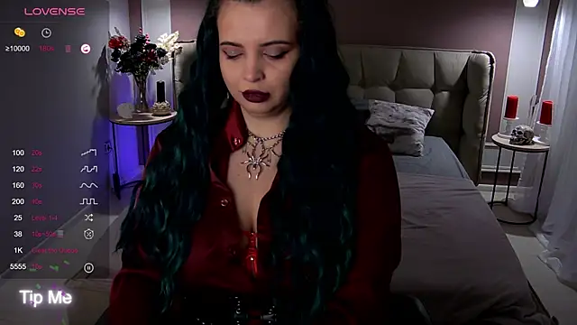 Miss Maya Mils online show from 10.07.25